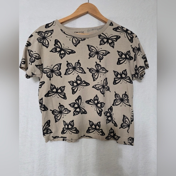 On Fire Tops - Ladies T Shirt XL Please See Measures ON FIRE